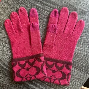Coach gloves